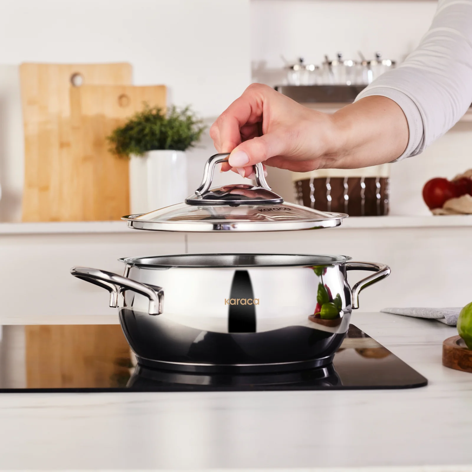 Karaca Emirgan Stainless Steel Stockpot with Lid, 18cm, Silver - Image 4
