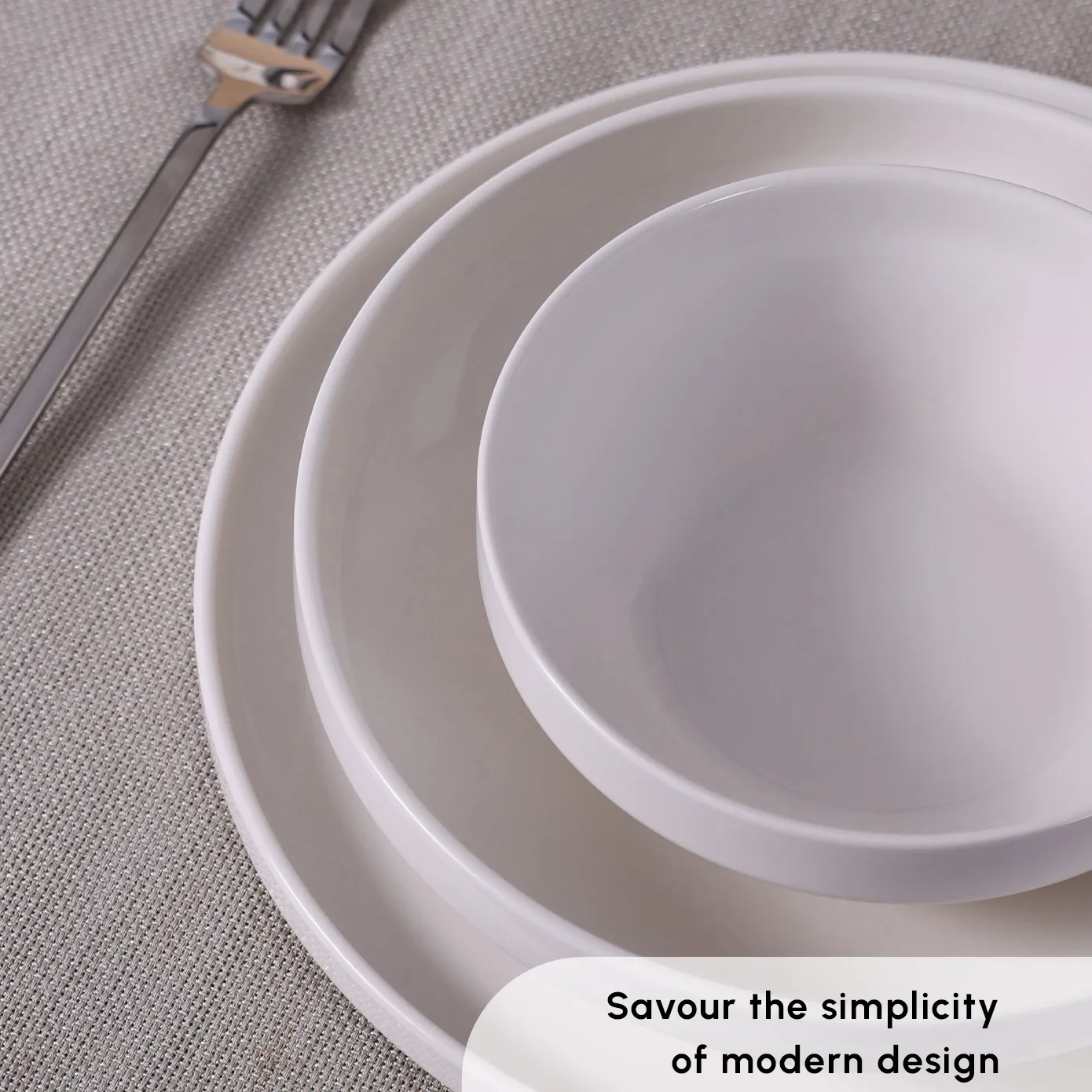 Karaca Felix 18-Piece Porcelain Dinner Set for 6 People, White - Image 4