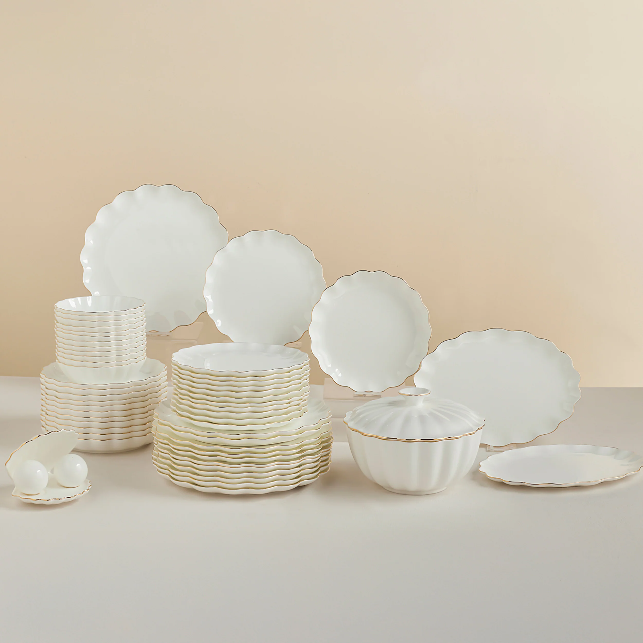 Karaca Fine Pearl Extra Shell 55-Piece Dinner Set for 12 People, Gold