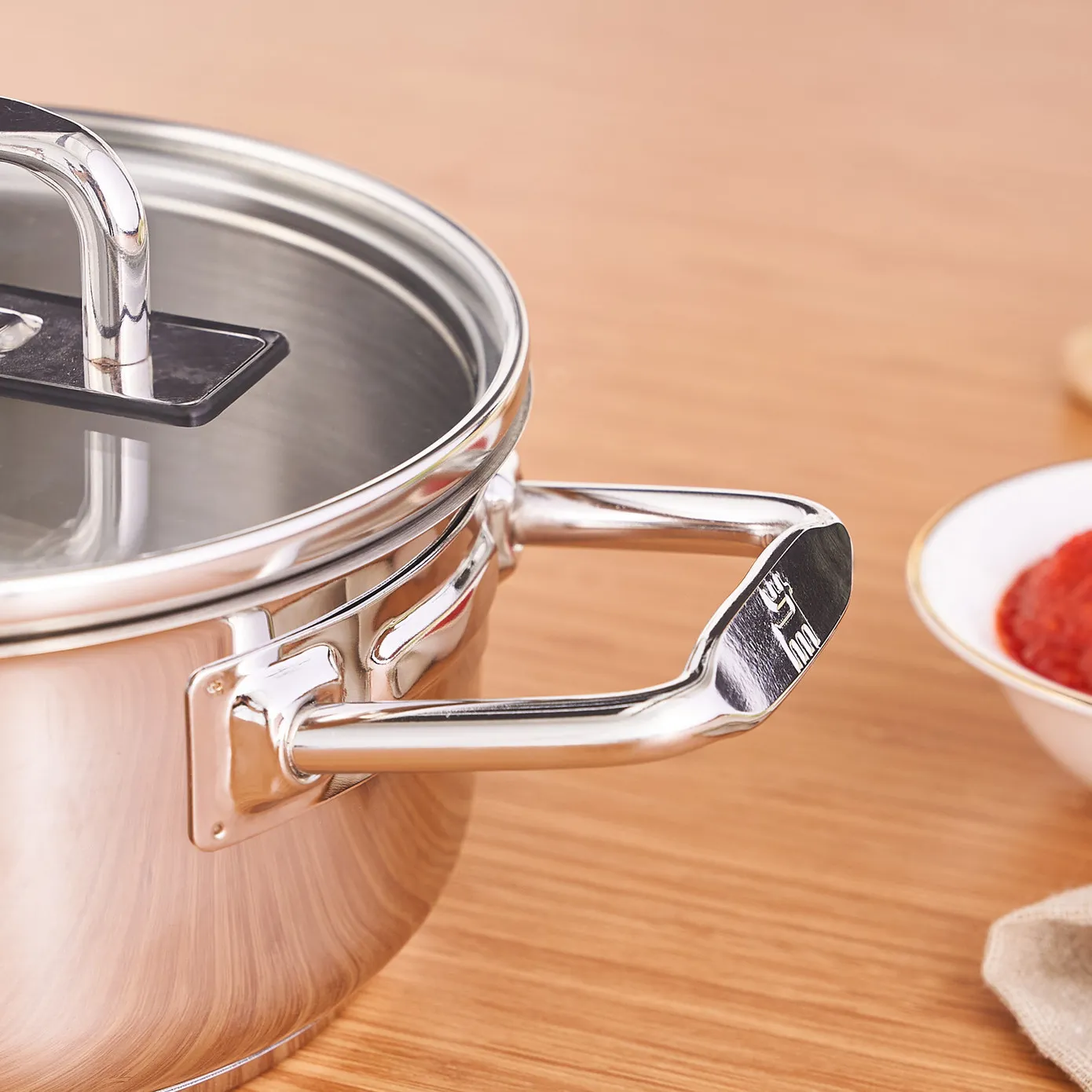 Karaca Grace Stainless Steel Induction Stockpot with Lid, 22cm, Silver - Image 5