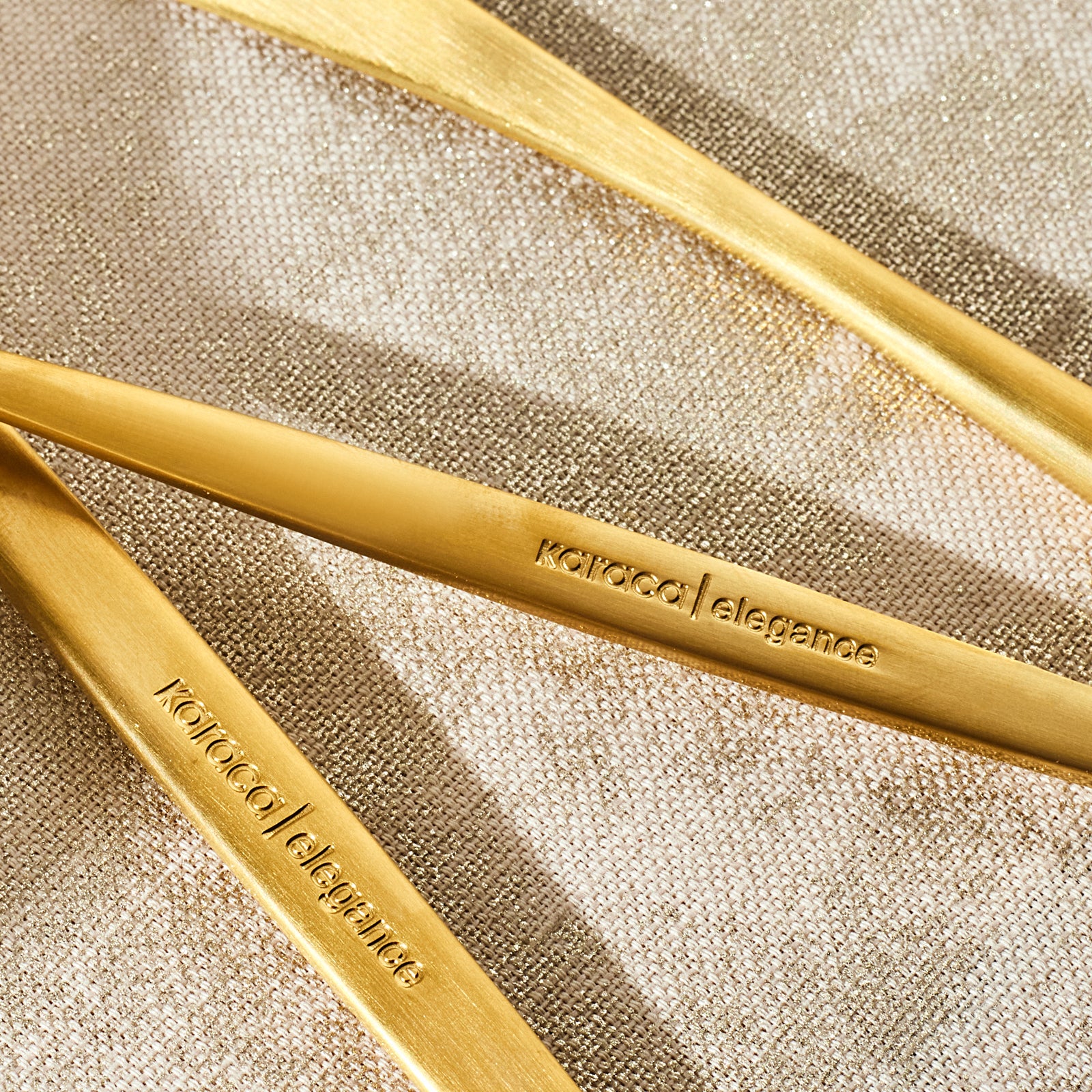 Karaca Lizbon 30-Piece Stainless Steel Cutlery Set for 6 People, Matte Gold - Image 4