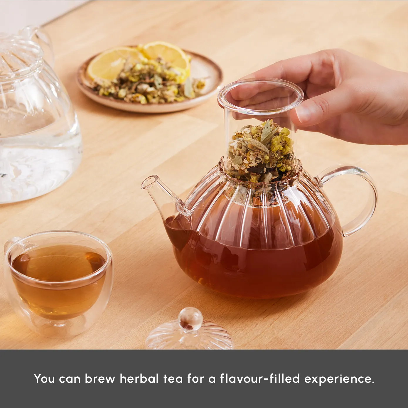 Karaca Lori Borosilicate Glass Teapot Set, Clear - Image 7