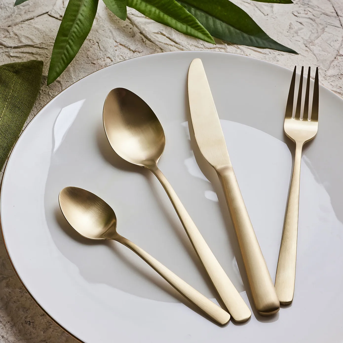 Karaca Nimbus 16-Piece Stainless Steel Cutlery Set for 4 People, Champagne Gold - Image 2
