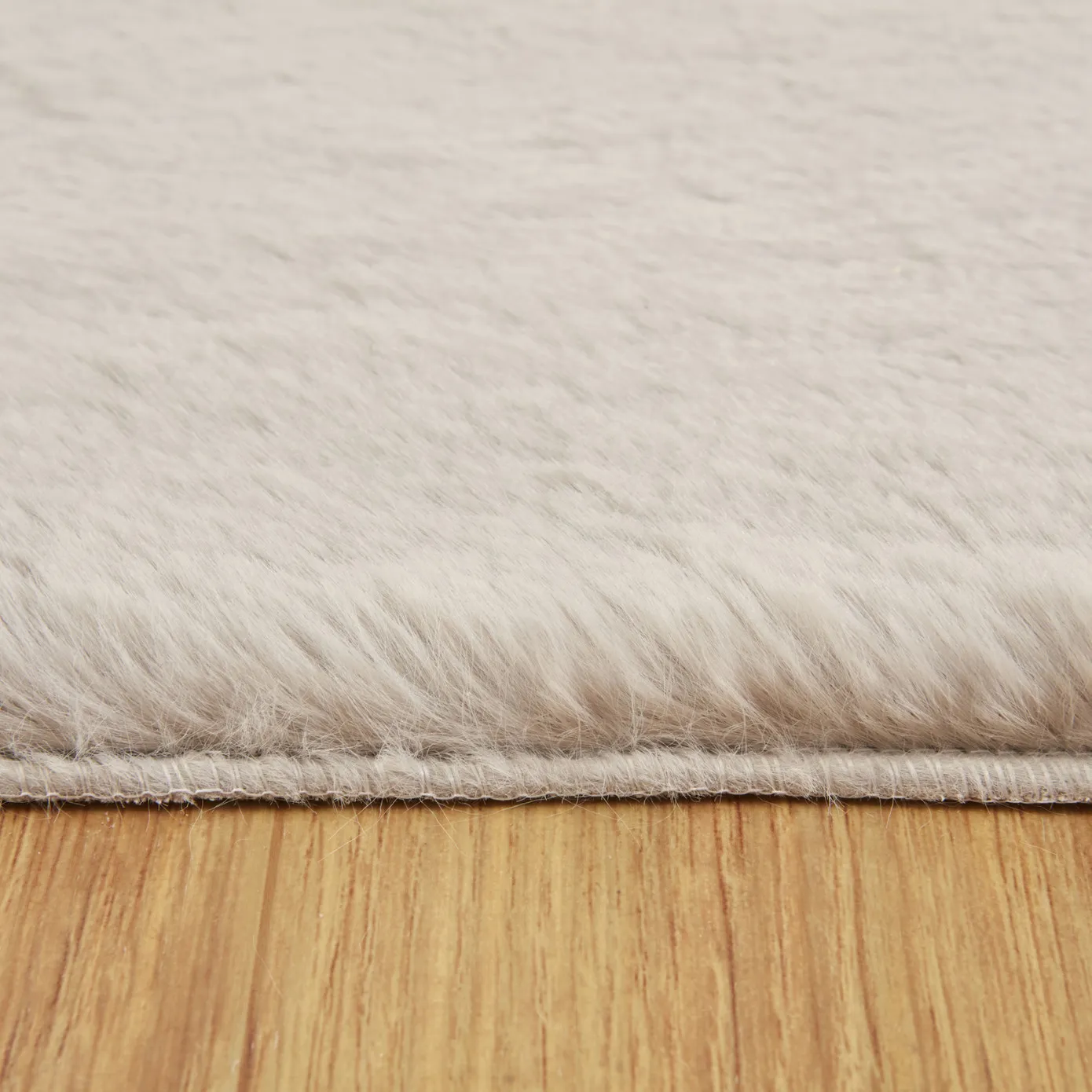 Kasmir Rugs 7/24 Premium Faux Fur Rug, 120cmx180cm, Grey - Image 4
