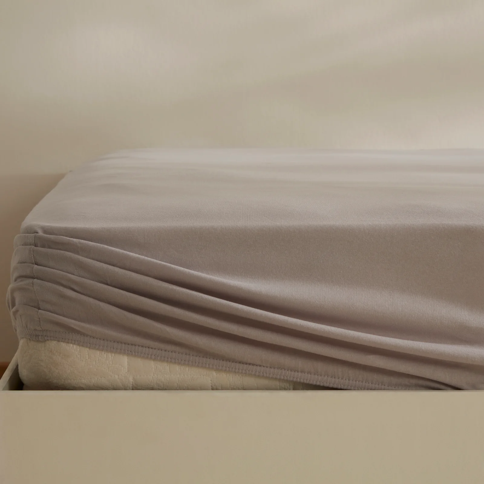 Karaca Home Jersey 100% Turkish Cotton Fitted Sheet, 160x200+30cm, Grey - Image 3